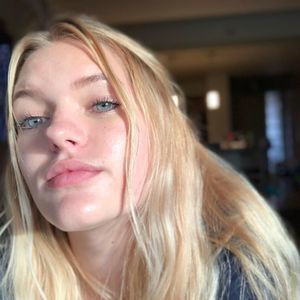 Meet your Posher, Hailey